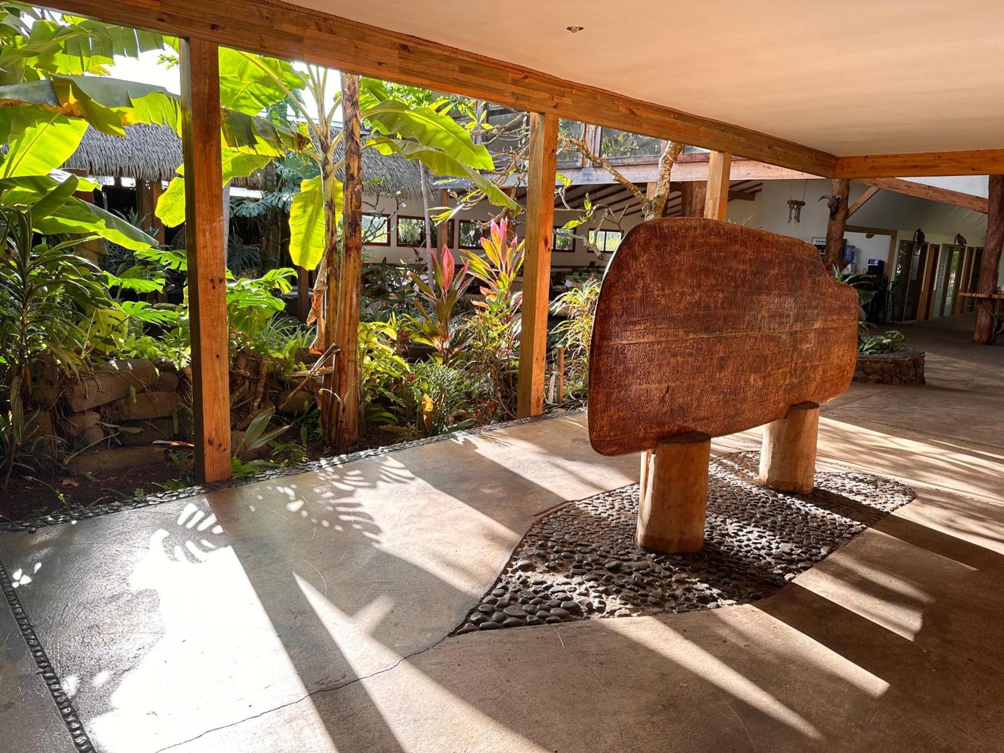 Hotel Hotu Matua By Ei 3*